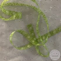 Zöld organza alapon fehér virág fejek