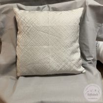   Puha ezüst, rücskös hatású díszpárna huzat, 40x40 cm (1)