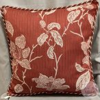 Terracotta alapon nyers színű minta (pp38)