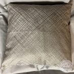 Középszürke, rücskös hatású díszpárna huzat (pp3)