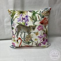 Leopárd középen (pp80)