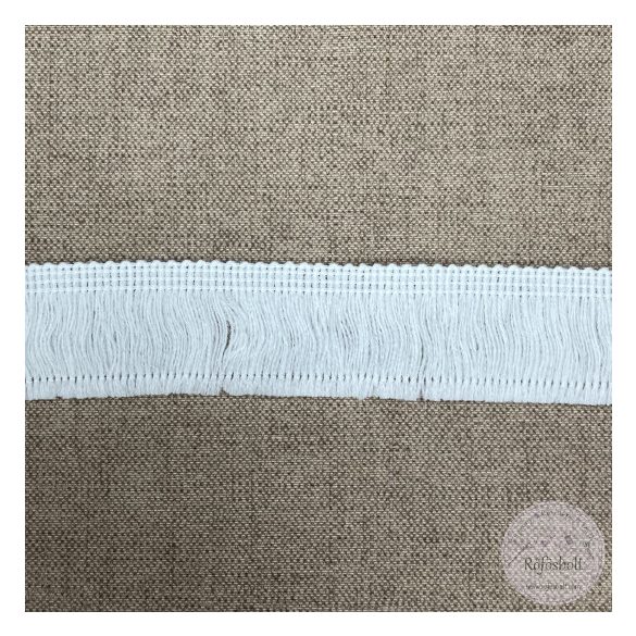 Hófehér, vékony, rövid (r19)