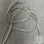 Sujtás: halvány drapp