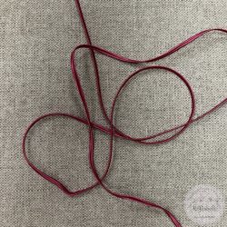 Sujtás: málna színű