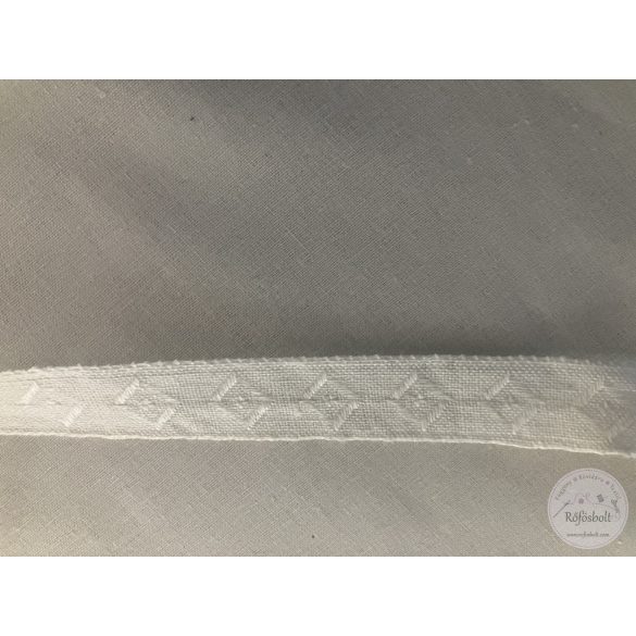 Nyers, önmagában szőtt mintás, 2,5cm