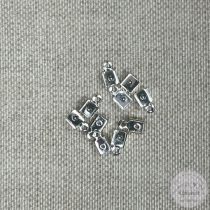 Pici, puha ezüst végzáró